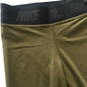 Nike Tight fit Work our pants